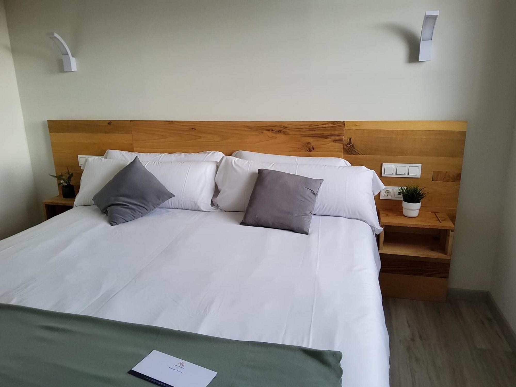 Hotel Marques De Aguilar Aguilar de Campoo Exterior photo